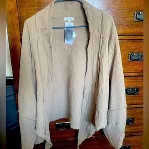 Tan shawl/ cover up/ cardigan. Size medium.